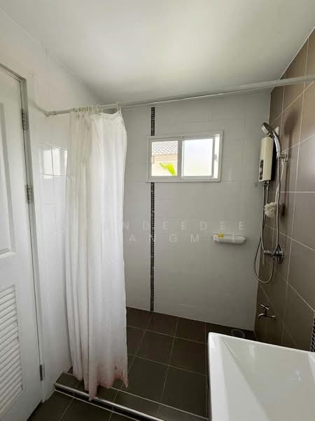 A house for rent near Charoen Charoen Market, Chiang Mai Rental Price: 29,000 THB / month No.13H735, Chiang Mai, San Ton Pao, San Kamphaeng, Chiang Mai, 3 Bedrooms, 150 sqm, Single Detached House For Rent, by Baandeedee Chiangmai, 500450740 - DDproperty.com