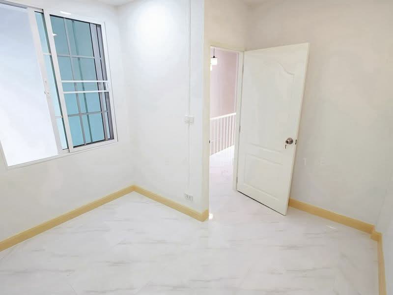 หมู่บ้านนันทิชา 4, นนทบุรี, ไทรน้อย, นนทบุรี, 120 ตร.ม., ทาวน์เฮ้าส์ ขาย, โดย HOME Real Estate Service, 500450747 - DDproperty.com