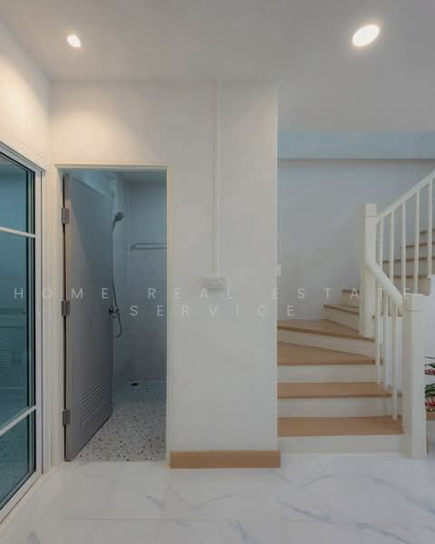 Piyawararom Village Phase 3, Nonthaburi, Baan Kluay-Sai Noi Road, Sai Noi, Nonthaburi, 3 Bedrooms, 120 sqm, Townhouse For Sale, by HOME Real Estate Service, 500450761 - DDproperty.com