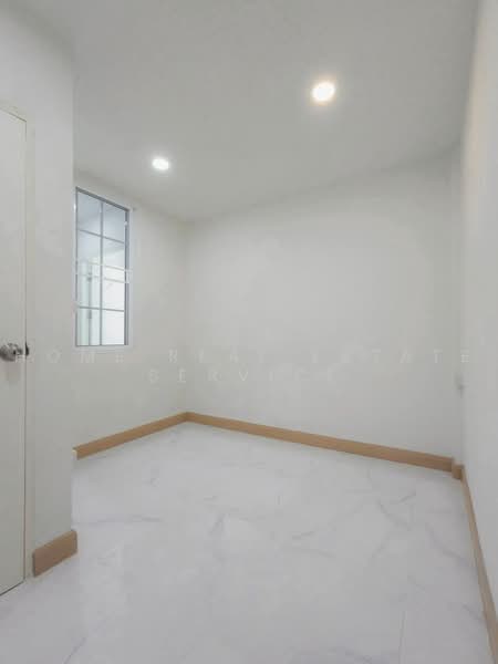 Piyawararom Village Phase 3 : หมู่บ้านปิยวรารมย์ เฟส 3, นนทบุรี, ถนนบ้านกล้วย-ไทรน้อย, ไทรน้อย, นนทบุรี, 120 ตร.ม., ทาวน์เฮ้าส์ ขาย, โดย HOME Real Estate Service, 500450761 - DDproperty.com