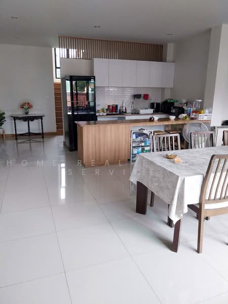 Detached House Soi Charansanitwong 71 intersection 3, Bangkok, Bang Phlat, Bangkok, 4 Bedrooms, 300 sqm, Single Detached House For Sale, by HOME Real Estate Service, 500450786 - DDproperty.com