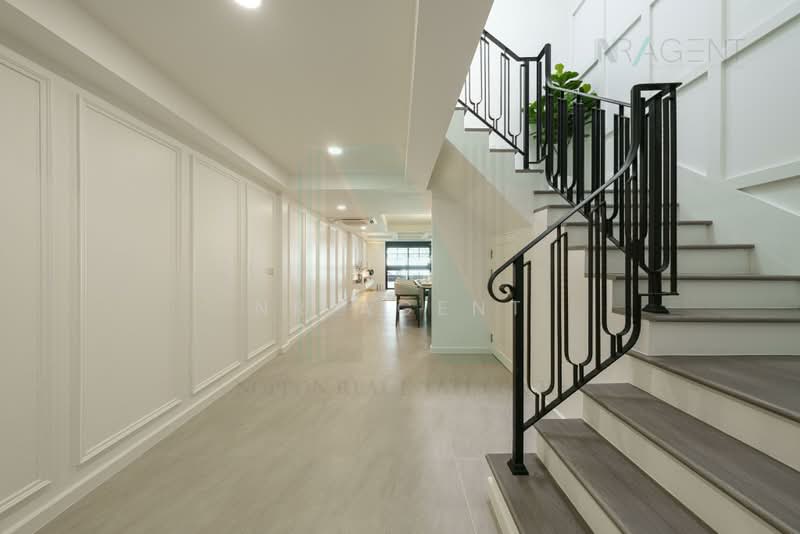 Khlongtan Nivet, Bangkok, 20 Soi Pridi Banomyong 42, Khlong Tan Nua, Watthana, Bangkok, 3 Bedrooms, 192 sqm, Townhouse For Rent, by NR agent, 500450788 - DDproperty.com