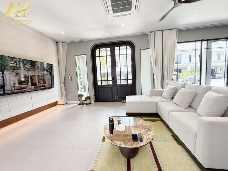 Grand Bangkok Boulevard Krungthepkritha, Bangkok, Srinakarin-Romklao Road, Khlong Sam Prawet, Lat Krabang, Bangkok, 3 Bedrooms, 447 sqm, Single Detached House For Rent, by ณัฎฐ์ ยศขุน, 500450792 - DDproperty.com