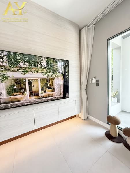 Grand Bangkok Boulevard Krungthepkritha, Bangkok, Srinakarin-Romklao Road, Khlong Sam Prawet, Lat Krabang, Bangkok, 3 Bedrooms, 447 sqm, Single Detached House For Rent, by ณัฎฐ์ ยศขุน, 500450792 - DDproperty.com