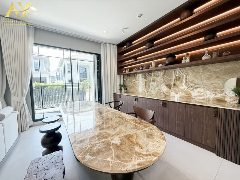 Grand Bangkok Boulevard Krungthepkritha, Bangkok, Srinakarin-Romklao Road, Khlong Sam Prawet, Lat Krabang, Bangkok, 3 Bedrooms, 447 sqm, Single Detached House For Rent, by ณัฎฐ์ ยศขุน, 500450792 - DDproperty.com
