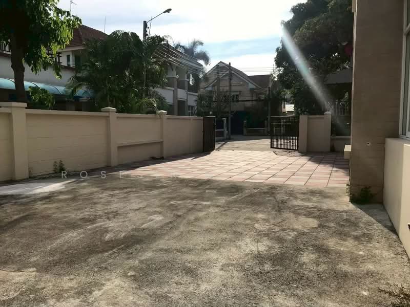 บ้านสวนอมรพันธุ์ สวนสยาม, กรุงเทพ, คันนายาว, กรุงเทพ, 200 ตร.ม., บ้านเดี่ยว ให้เช่า, โดย Rosesirin Expert, 500450820 - DDproperty.com