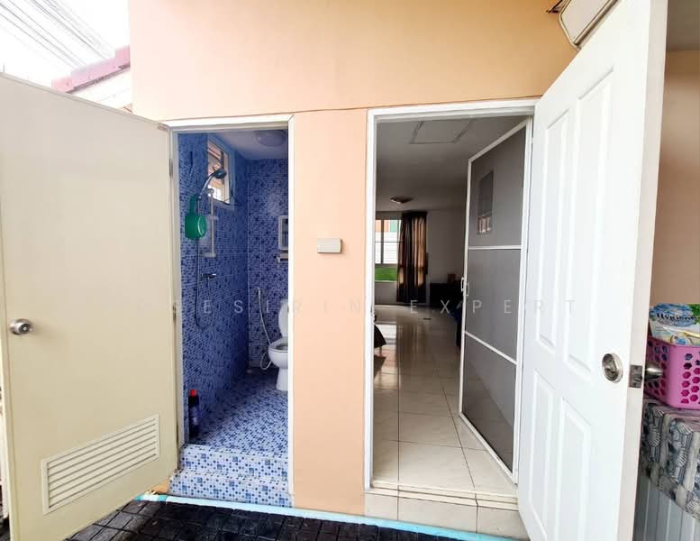 Ladawan Srinakarin, Samut Prakan, Srinakarin Road, Bang Kaeo, Bang Plee, Samut Prakan, 4 Bedrooms, 195 sqm, Single Detached House For Rent, by Rosesirin Expert, 500450829 - DDproperty.com