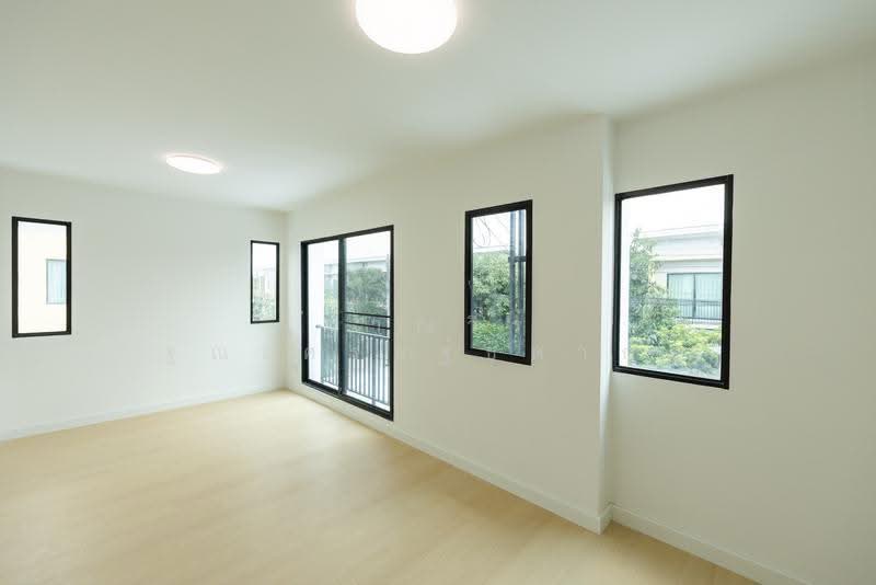 The Connect Suanluang-Onnut, Bangkok, Soi 67, Chalerm Phrakiat Rama 9 Road, Prawet, Bangkok, 3 Bedrooms, 1 sqm, Townhouse For Sale, by Tharnavee Tharnasetthadakul, 500450862 - DDproperty.com