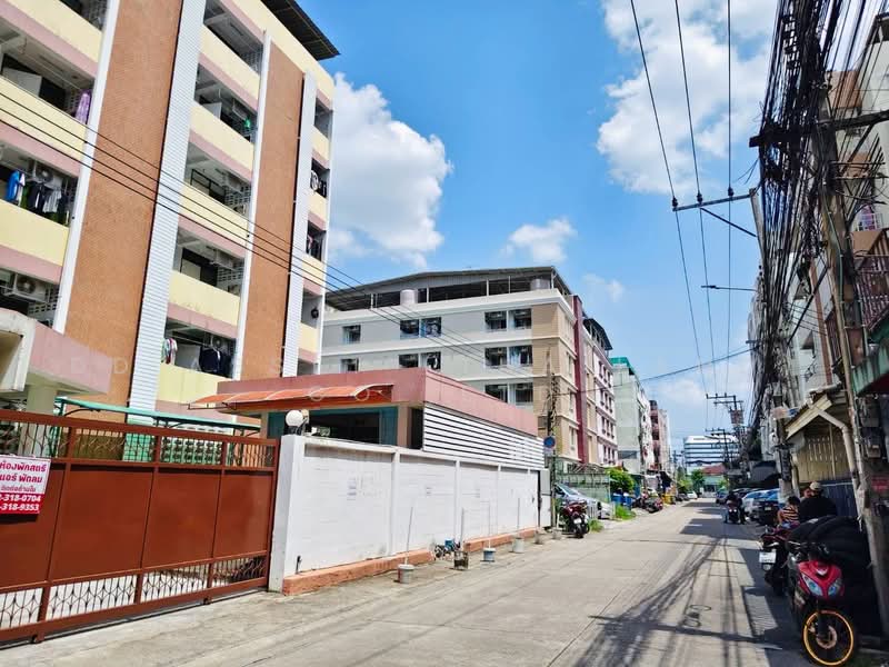 ขาย อาคารพาณิชย์ รามคำแหง24 หลังสนามมังคลา รหัสทรัพย์ : T8255, Bangkok, Hua Mak, Bang Kapi, Bangkok, , 88 sqm, Shophouse For Sale, by DD Asset (Thailand) Co.,Ltd, 500450903 - DDproperty.com