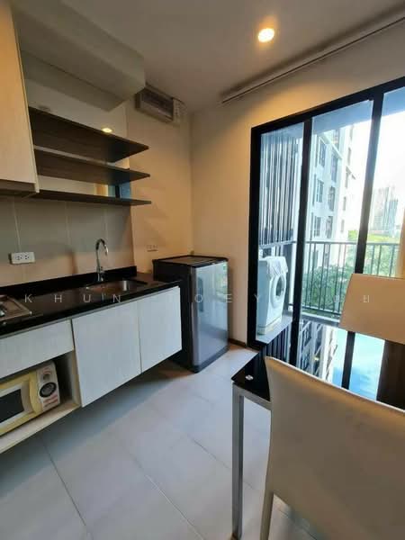 The Base Park East Sukhumvit 77, Bangkok, 99 Soi Pridi Banomyong 2, Phra Kanong Nua, Watthana, Bangkok, 1 Bedroom, 30 sqm, Condo For Rent, by Khun Toey เตย, 500450930 - DDproperty.com