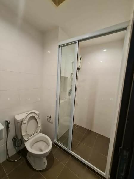 The Base Park East Sukhumvit 77, Bangkok, 99 Soi Pridi Banomyong 2, Phra Kanong Nua, Watthana, Bangkok, 1 Bedroom, 30 sqm, Condo For Rent, by Khun Toey เตย, 500450930 - DDproperty.com