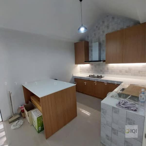 S GATE TOWN Petchkasem 69, Bangkok, ซอยเพชรเกษม 69 Khlong Phasi Charoen North Road, Nong Kham, Nong Khaem, Bangkok, 3 Bedrooms, 146 sqm, Townhouse For Sale, by ธาดา ถาวรวัชรกุล, 500450936 - DDproperty.com