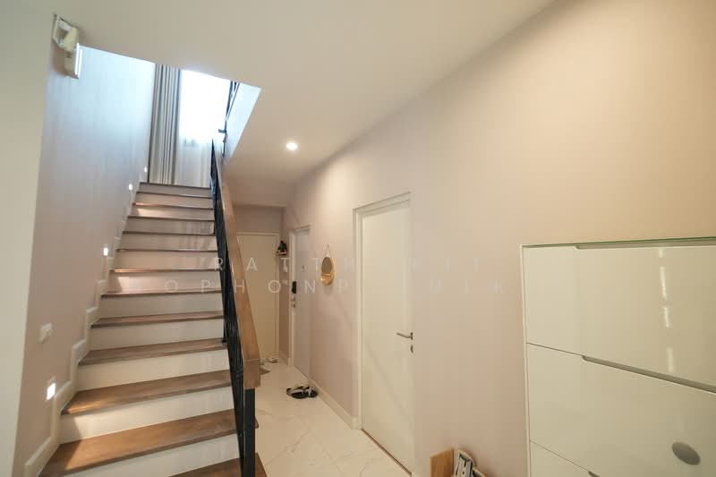 Setthasiri Chaengwattana-Prachachuen 2, Nonthaburi, Liab Khlong Phapa Road, Ban Mai, Pak Kret, Nonthaburi, 5 Bedrooms, 325 sqm, Single Detached House For Sale, by Ratthakit Sophonpibulkit, 500450943 - DDproperty.com