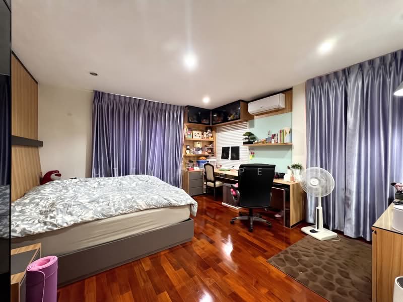 Baan Nantawan Srinakarin, Samut Prakan, Srinakarin Road, Bang Muang Mai, Muang Samut Prakarn, Samut Prakan, 5 Bedrooms, 350 sqm, Single Detached House For Sale, by Nutty Property, 500450946 - DDproperty.com