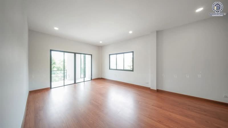 Perfect Place Rama 5-Ratchapruek, Nonthaburi, Nakorn In Road, Bang Khun Kong, Bang Kruai, Nonthaburi, 3 Bedrooms, 190 sqm, Single Detached House For Sale, by พเนตร มหามิตรานนท์, 500450956 - DDproperty.com