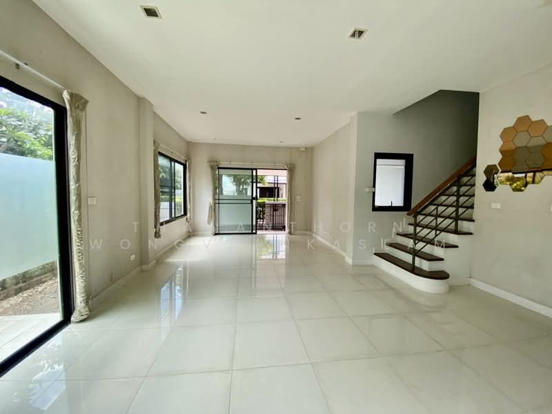 Centro Ramindra 109 : เดอะ เซนโทร รามอินทรา 109, กรุงเทพ, 109 ถนน พระยาสุเรนทร์ 21 แยก 3, บางชัน, คลองสามวา, กรุงเทพ, 158 ตร.ม., บ้านเดี่ยว ขาย, โดย Thananthorn Wongvarnkaseam, 500450967 - DDproperty.com