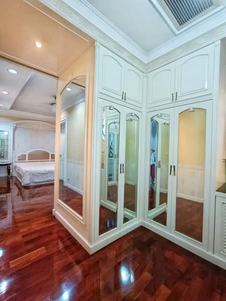 Narasiri Borommaratchachonnani, Bangkok, Sala Thammasop, Thawi Watthana, Bangkok, 4 Bedrooms, 420 sqm, Single Detached House For Sale, by ธาดา ถาวรวัชรกุล, 500450970 - DDproperty.com