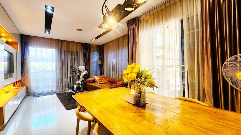 ไม่พบโครงการ, Bangkok, ปัญญาอินทรา เลียบคลองสอง พระยาสุเรนท์, Sam Wa Tawan Tok, Khlong Sam Wa, Bangkok, 5 Bedrooms, 300 sqm, Single Detached House For Rent, by ณัฐพงศ์ สุนทรอรุณ, 500450997 - DDproperty.com