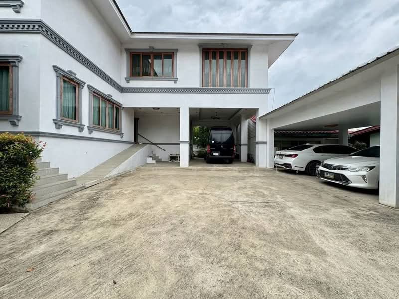 บ้านหรูพร้อมกิจการโรงงานเทียน 4-2-49 ไร่ สระว่ายน้ำส่วนตัว ในหางดง เชียงใหม่, เชียงใหม่, เชียงใหม่-หางดง, สันผักหวาน, หางดง, เชียงใหม่, 600 ตร.ม., บ้านเดี่ยว ขาย, โดย หทัยรัตน์ จรัสอุไรสิน, 500451031 - DDproperty.com