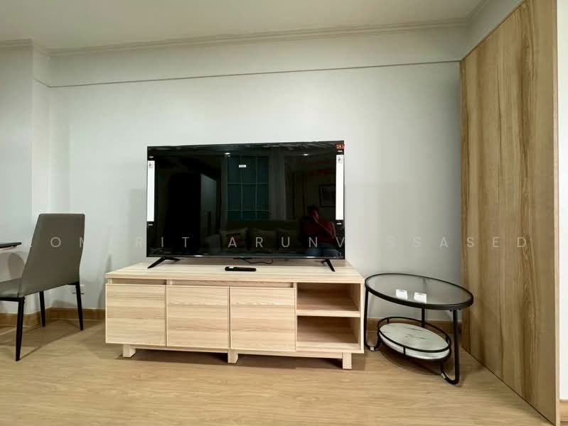 Baan On Nut Sukhumvit 77, Bangkok, Sukhumvit 77 Road, Suan Luang, Bangkok, 2 Bedrooms, 48 sqm, Condo For Rent, by Komkrit Arunvessased, 500451081 - DDproperty.com