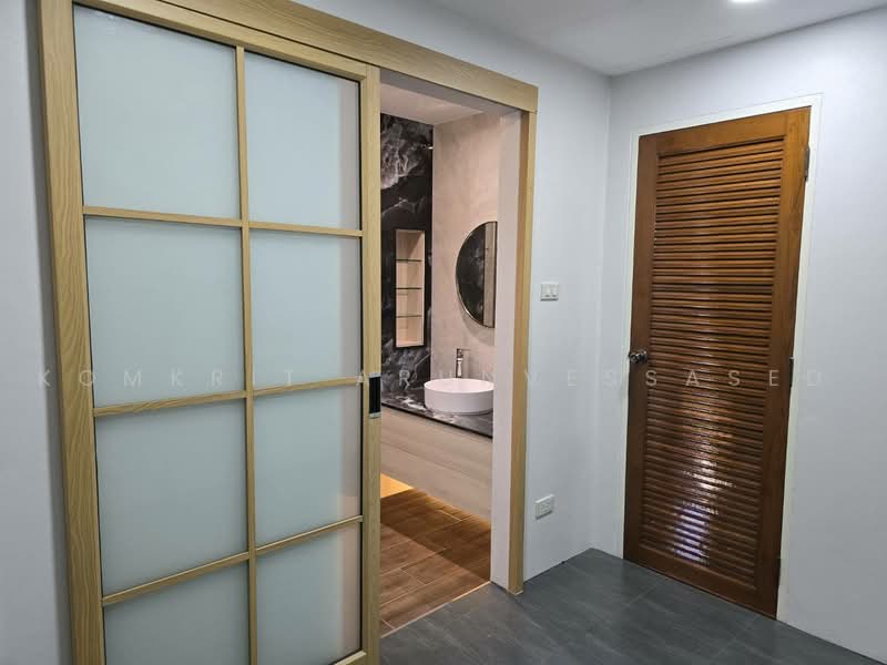 Royal Park Ville Suwinthawong, Bangkok, Suwinthawong Road, Lam Phak Chi, Nong Chok, Bangkok, 4 Bedrooms, 210 sqm, Single Detached House For Rent, by Komkrit Arunvessased, 500451104 - DDproperty.com