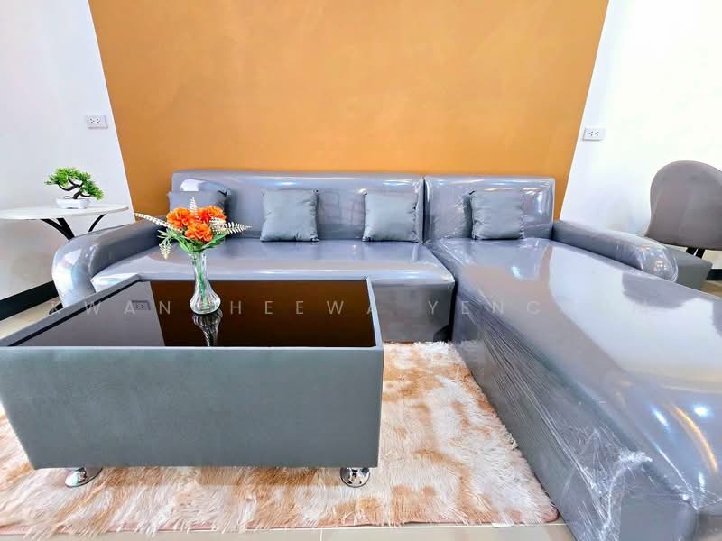 หมู่บ้านไอดีไซน์ วงแหวนรามอินทรา, Bangkok, เลียบคลองสอง, Sam Wa Tawan Tok, Khlong Sam Wa, Bangkok, 4 Bedrooms, 100 sqm, Townhouse For Sale, by Kwancheewa Yenchum, 500451191 - DDproperty.com