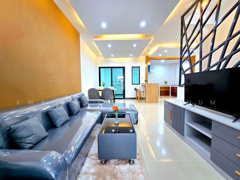 หมู่บ้านไอดีไซน์ วงแหวนรามอินทรา, Bangkok, เลียบคลองสอง, Sam Wa Tawan Tok, Khlong Sam Wa, Bangkok, 4 Bedrooms, 100 sqm, Townhouse For Sale, by Kwancheewa Yenchum, 500451191 - DDproperty.com