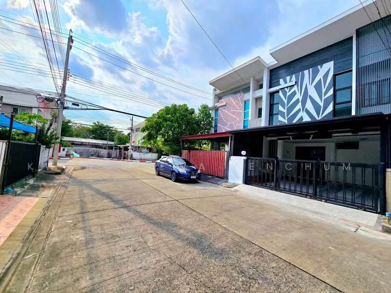 หมู่บ้านไอดีไซน์ วงแหวนรามอินทรา, กรุงเทพ, เลียบคลองสอง, สามวาตะวันตก, คลองสามวา, กรุงเทพ, 100 ตร.ม., ทาวน์เฮ้าส์ ขาย, โดย Kwancheewa Yenchum, 500451191 - DDproperty.com