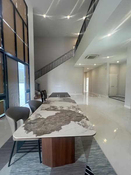 Narasiri Krungthep Kreetha, Bangkok, 69 Soi Pracha Ruamjai, Hua Mak, Bang Kapi, Bangkok, 4 Bedrooms, 445 sqm, Single Detached House For Sale, by Wisa Nuanjan, 500451244 - DDproperty.com