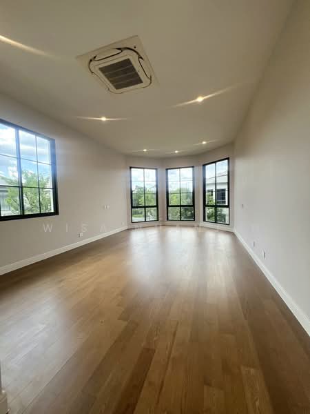 Narasiri Krungthep Kreetha, Bangkok, 69 Soi Pracha Ruamjai, Hua Mak, Bang Kapi, Bangkok, 4 Bedrooms, 445 sqm, Single Detached House For Sale, by Wisa Nuanjan, 500451244 - DDproperty.com