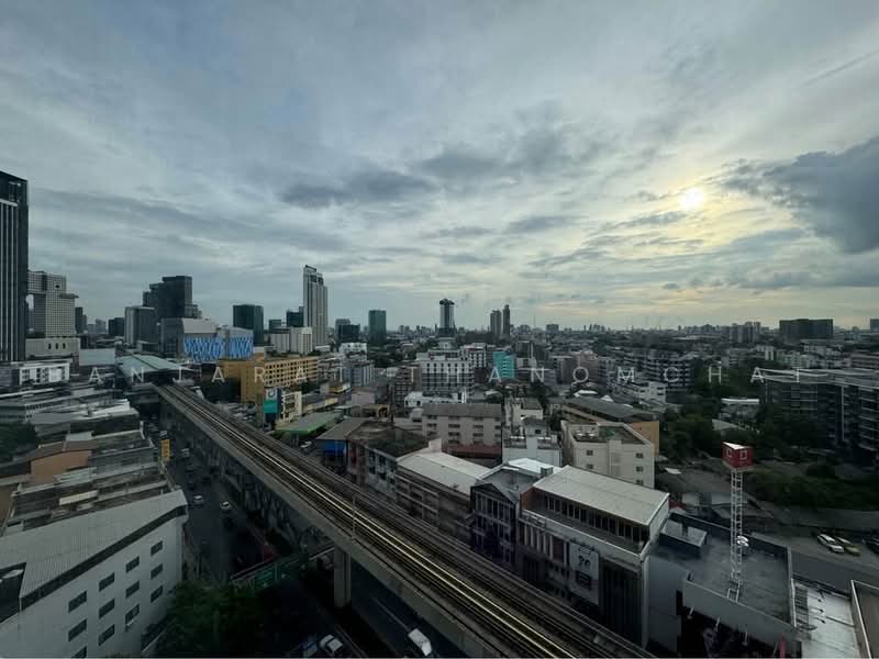 Centric Ratchayothin, Bangkok, 1656 Phahonyothin Rd, Lat Yao, Chatuchak, Bangkok, 1 Bedroom, 39 sqm, Condo For Rent, by Banjarat Thanomchat, 500451309 - DDproperty.com