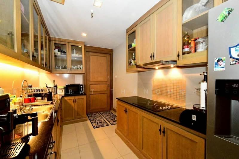 Sathorn Gardens, Bangkok, 39 South Sathorn Road, Thung Maha Mek, Sathon, Bangkok, 3 Bedrooms, 230 sqm, Condo For Sale, by Banjarat Thanomchat, 500451320 - DDproperty.com