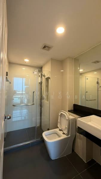 Chateau In Town Sukhumvit 64/1, Bangkok, 17 Soi Sukhumvit 64/1, Bang Chak, Phra Khanong, Bangkok, 1 Bedroom, 30 sqm, Condo For Rent, by Amwika Karoonsombat, 500451321 - DDproperty.com