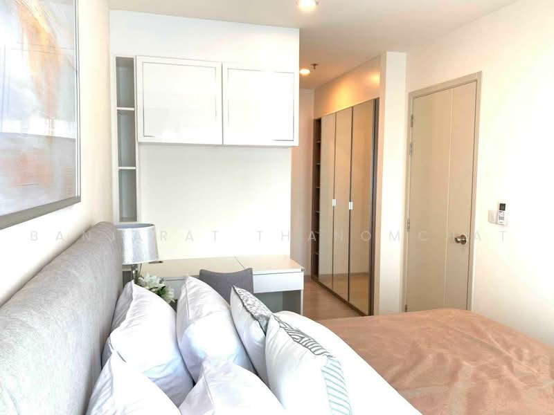 Life Asoke, Bangkok, Asoke-Dindang Road, Bang Kapi, Huai Khwang, Bangkok, 2 Bedrooms, 55 sqm, Condo For Rent, by Banjarat Thanomchat, 500451328 - DDproperty.com