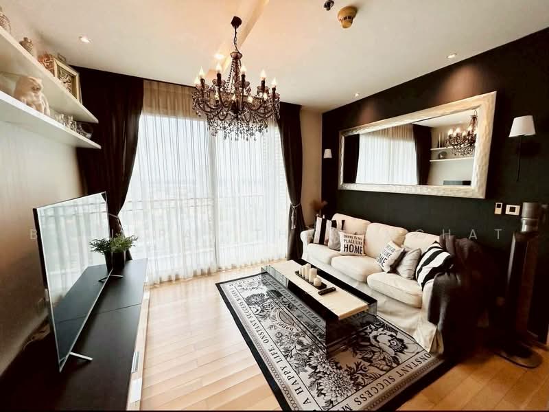 Siri At Sukhumvit, Bangkok, 902 Sukhumvit Road, Phra Kanong, Khlong Toei, Bangkok, 2 Bedrooms, 70 sqm, Condo For Rent, by Banjarat Thanomchat, 500451333 - DDproperty.com