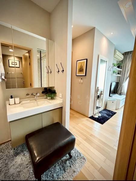Siri At Sukhumvit, Bangkok, 902 Sukhumvit Road, Phra Kanong, Khlong Toei, Bangkok, 2 Bedrooms, 70 sqm, Condo For Rent, by Banjarat Thanomchat, 500451333 - DDproperty.com