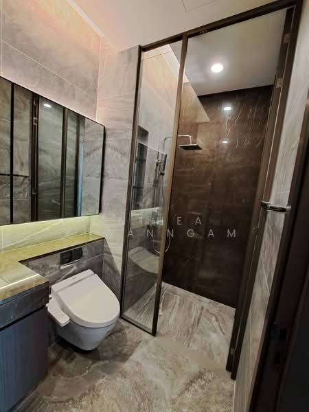 The Esse Sukhumvit 36, Bangkok, Soi Sukhumvit 36, Sukhumvit Road, Phra Kanong, Khlong Toei, Bangkok, 1 Bedroom, 43 sqm, Condo For Sale, by Anthea Khwanngam, 500451345 - DDproperty.com