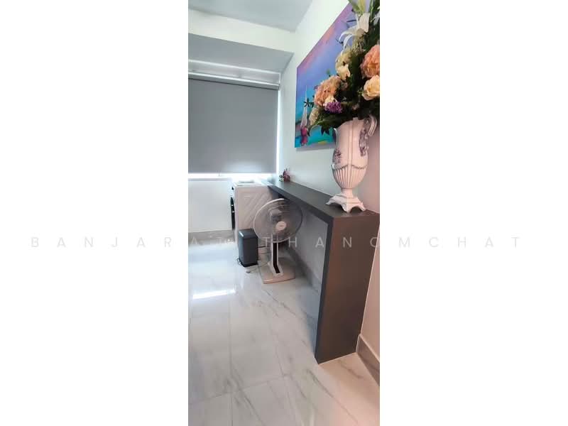 Supalai Park Ekkamai-Thonglor, Bangkok, Petchaburi Road, Bang Kapi, Huai Khwang, Bangkok, 1 Bedroom, 54 sqm, Condo For Rent, by Banjarat Thanomchat, 500451349 - DDproperty.com