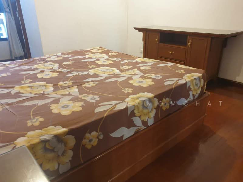 Le Premier 2, Bangkok, Soi Sukhumvit 59, Khlong Tan Nua, Watthana, Bangkok, 2 Bedrooms, 132 sqm, Condo For Rent, by Banjarat Thanomchat, 500451383 - DDproperty.com