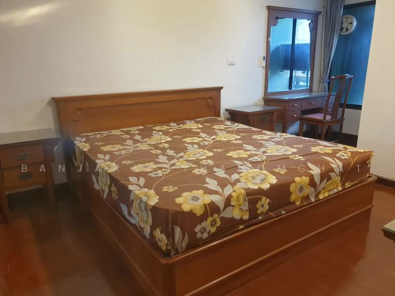 Le Premier 2, Bangkok, Soi Sukhumvit 59, Khlong Tan Nua, Watthana, Bangkok, 2 Bedrooms, 132 sqm, Condo For Rent, by Banjarat Thanomchat, 500451383 - DDproperty.com