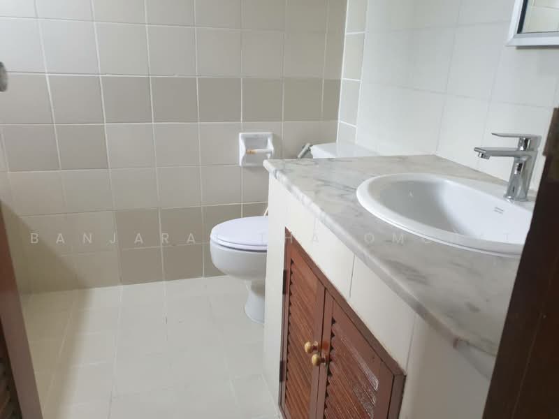 Le Premier 2, Bangkok, Soi Sukhumvit 59, Khlong Tan Nua, Watthana, Bangkok, 2 Bedrooms, 132 sqm, Condo For Rent, by Banjarat Thanomchat, 500451383 - DDproperty.com