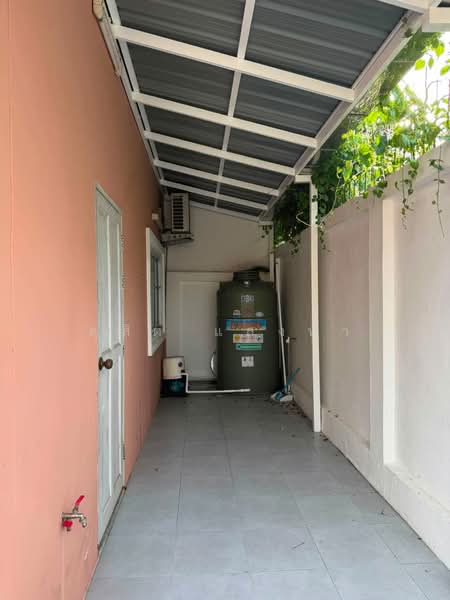 ให้เช่าทาวน์โฮม ม.เซนสิริทาวน์ แหลมฉบัง ศรีราชา, Chon Buri (Pattaya), Thung Suk La, Si Racha, Chon Buri (Pattaya), 2 Bedrooms, 80 sqm, Townhouse For Rent, by Dusit Saengfa, 500451402 - DDproperty.com