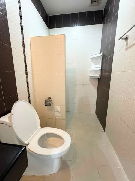 ให้เช่าทาวน์โฮม ม.เซนสิริทาวน์ แหลมฉบัง ศรีราชา, Chon Buri (Pattaya), Thung Suk La, Si Racha, Chon Buri (Pattaya), 2 Bedrooms, 80 sqm, Townhouse For Rent, by Dusit Saengfa, 500451402 - DDproperty.com