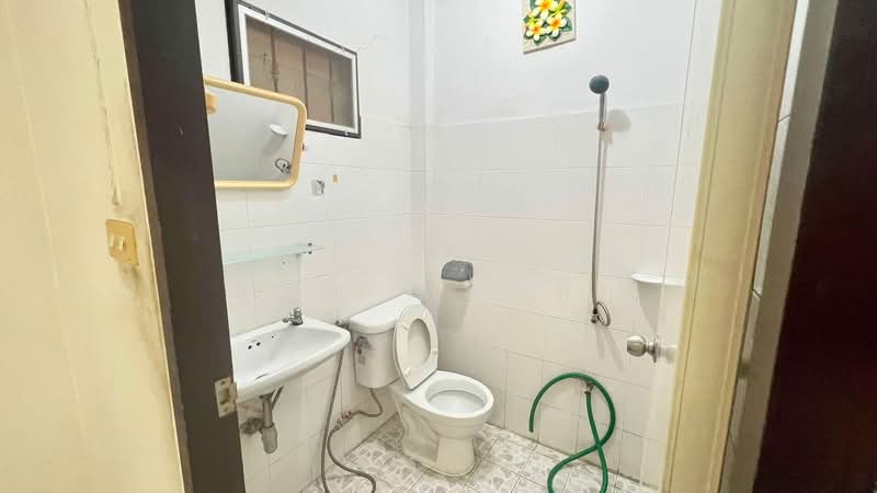 ให้เช่าทาวน์โฮม ม.อิสเทิร์นแลนด์2 ชากค้อ ศรีราชา, Chon Buri (Pattaya), Surasak, Si Racha, Chon Buri (Pattaya), 2 Bedrooms, 65 sqm, Townhouse For Rent, by Dusit Saengfa, 500451426 - DDproperty.com