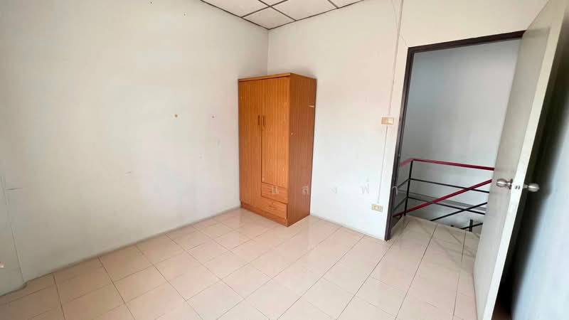 ให้เช่าทาวน์โฮม ม.อิสเทิร์นแลนด์2 ชากค้อ ศรีราชา, Chon Buri (Pattaya), Surasak, Si Racha, Chon Buri (Pattaya), 2 Bedrooms, 65 sqm, Townhouse For Rent, by Dusit Saengfa, 500451426 - DDproperty.com