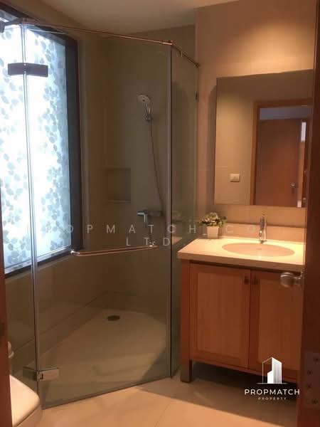 The Emporio Place, Bangkok, 93 Soi Sukhumvit 24, Sukhumvit Road, Khong Tan, Khlong Toei, Bangkok, 2 Bedrooms, 106 sqm, Condo For Rent, by PROPMATCH CO., LTD., 500451427 - DDproperty.com