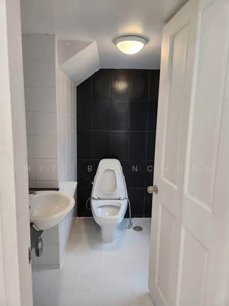 Areeya Mandarina Sukhumvit 77, Bangkok, Sukhumvit 77 Road (On Nut), Suan Luang, Bangkok, 3 Bedrooms, 200 sqm, Townhouse For Rent, by Thiti Boonchurn, 500451437 - DDproperty.com