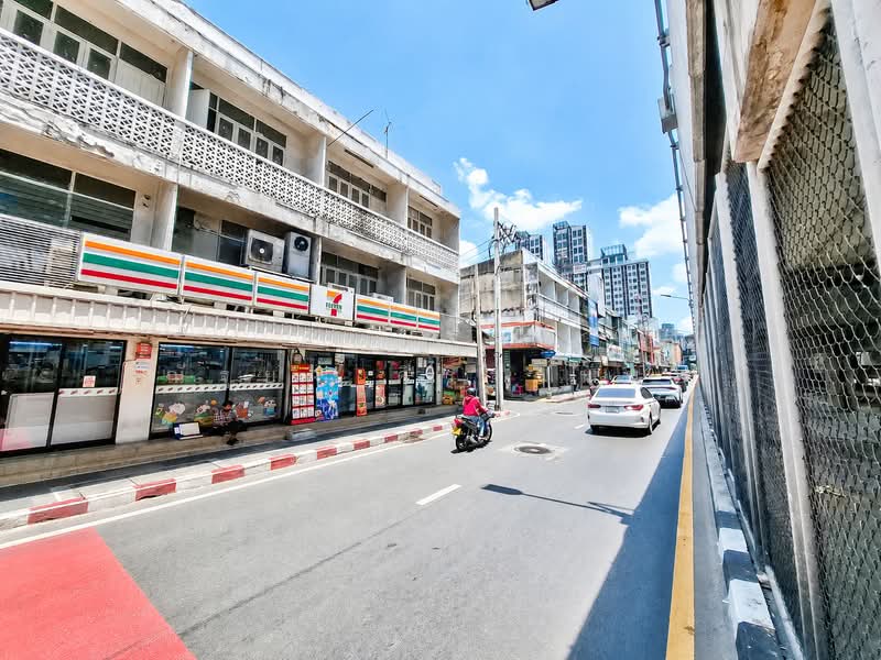 อาคารพาณิชย์ 3.5 ชั้น, Bangkok, พหลโยธิน 36, Lat Yao, Chatuchak, Bangkok, 4 Bedrooms, 158 sqm, Townhouse For Sale, by ณัฐยา ศิริฐานนท์, 500451471 - DDproperty.com