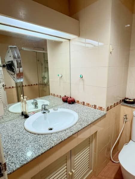 Sriracha Condoview, Chon Buri (Pattaya), Surasak 1 Road, Si Racha, Chon Buri (Pattaya), 1 Bedroom, 51 sqm, Condo For Rent, by Dusit Saengfa, 500451472 - DDproperty.com