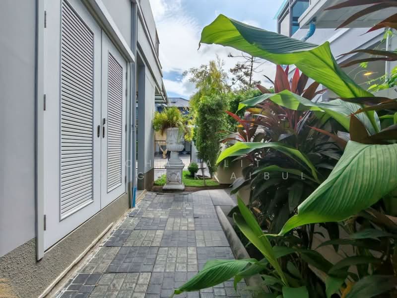 For Sale: Corner Detached House, Perfect Residence Rama 9-Krungthep Kreetha, Srinakarin-Romklao Road, Bangkok, ศรีนครินทร์-ร่มเกล้า, Khlong Song Ton Nun, Lat Krabang, Bangkok, 4 Bedrooms, 190 sqm, Single Detached House For Sale, by CHAWALIT KONGSAKPAIBUL, 500451520 - DDproperty.com